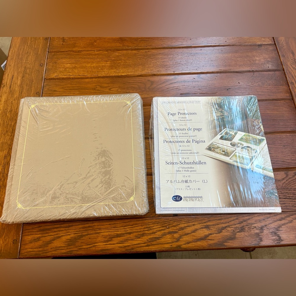 NEW Creative Memories 12x12 Beige Album w/ New Package of Page Protectora